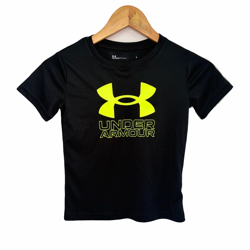 Under Armour Kids Black and Yellow Short Sleeve Tee athleisure activewear Size 6